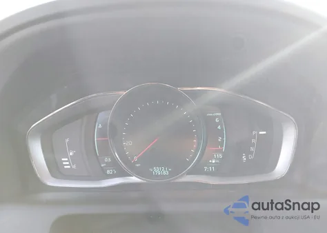 2015 Volvo Xc60 T6 Premier Plus from USA, damaged, VIN YV4902RC7F2613999